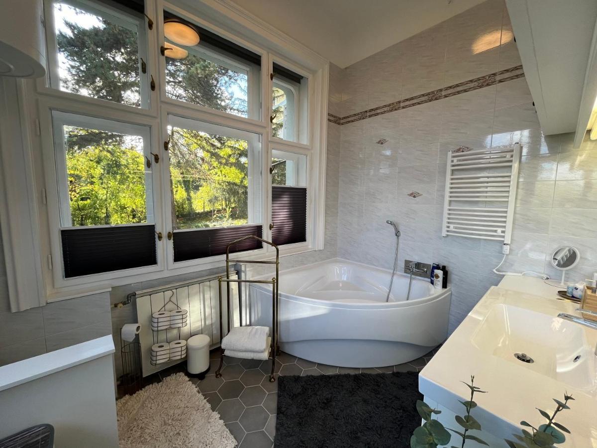 Hillside Luxury Residence Budapest With Free Garage Budapeste Exterior foto